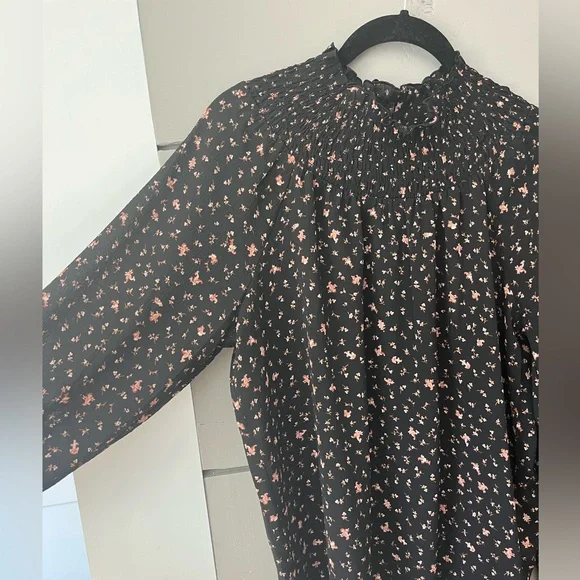 Madewell‎ Black Floral Smocked-Neck Ruffle Top in Stem Scatter size M NWT - Picture 9 of 11